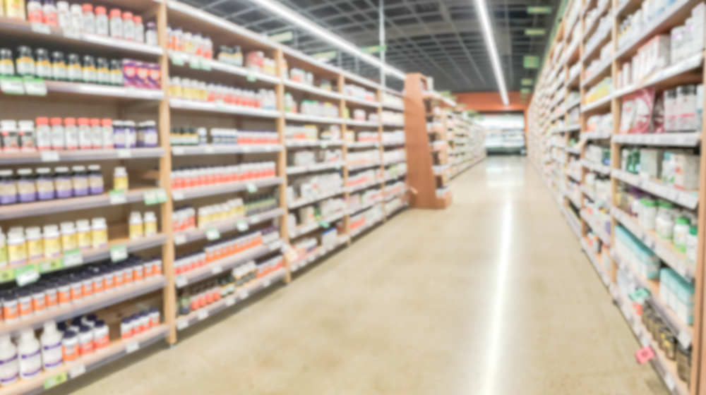 Supermarkets can sell their products by setting them out on shelves like this. Online, you promote your products by setting up Google Shopping and getting them into the product feed.